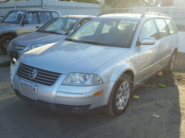 WVWVH63B32E141312 - 2002 VOLKSWAGEN PASSAT GLS GRAY photo 2