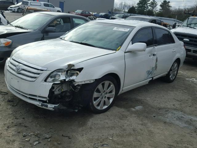 4T1BK36B16U087773 - 2006 TOYOTA AVALON XL WHITE photo 2