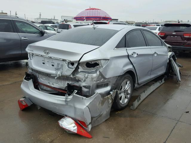 5NPEB4AC5EH937288 - 2014 HYUNDAI SONATA GLS SILVER photo 4