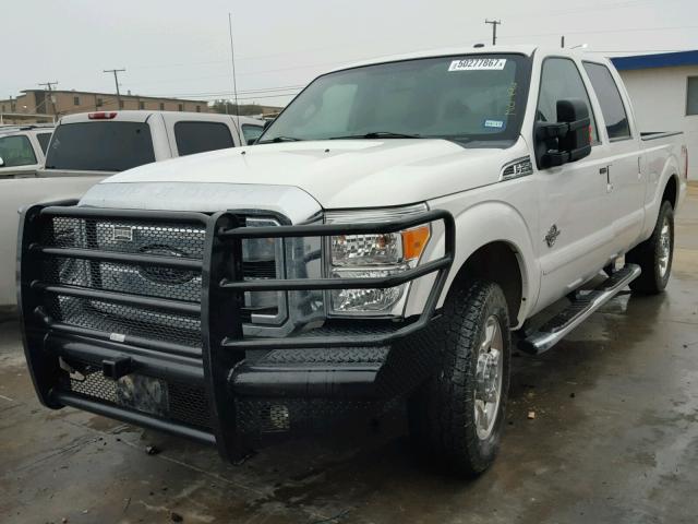 1FT7W2BT9FED05640 - 2015 FORD F250 SUPER WHITE photo 2