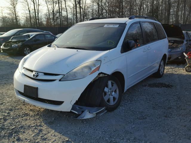 5TDKK4CC0AS340375 - 2010 TOYOTA SIENNA CE WHITE photo 2