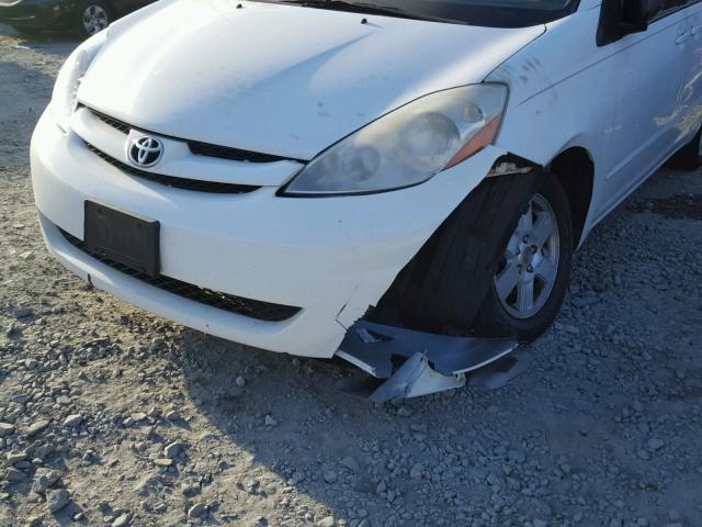 5TDKK4CC0AS340375 - 2010 TOYOTA SIENNA CE WHITE photo 9