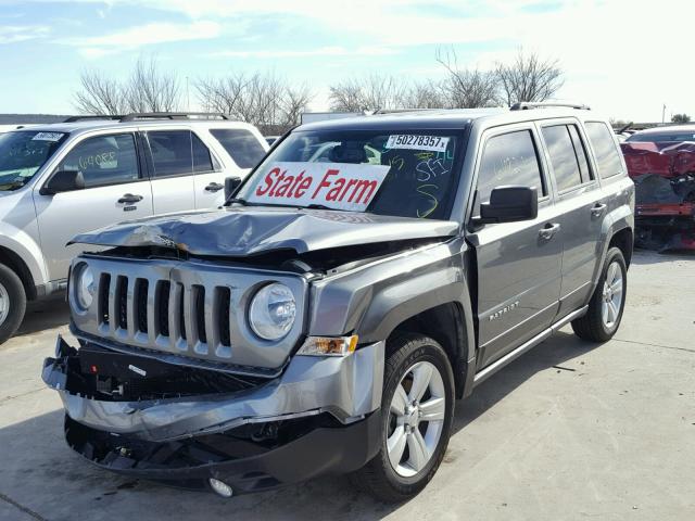 1C4NJRFB4DD253711 - 2013 JEEP PATRIOT LA GRAY photo 2