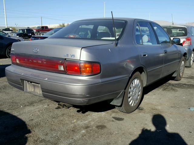 JT2GK12E3R0026198 - 1994 TOYOTA CAMRY LE CHARCOAL photo 4