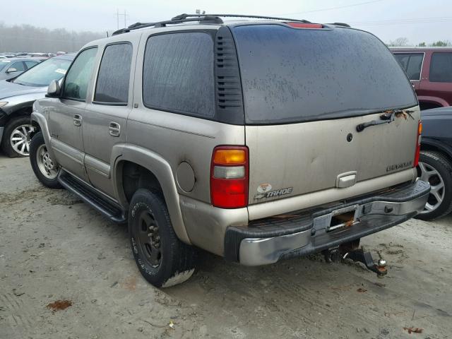 1GNEC13Z72R285718 - 2002 CHEVROLET TAHOE C150 TAN photo 3