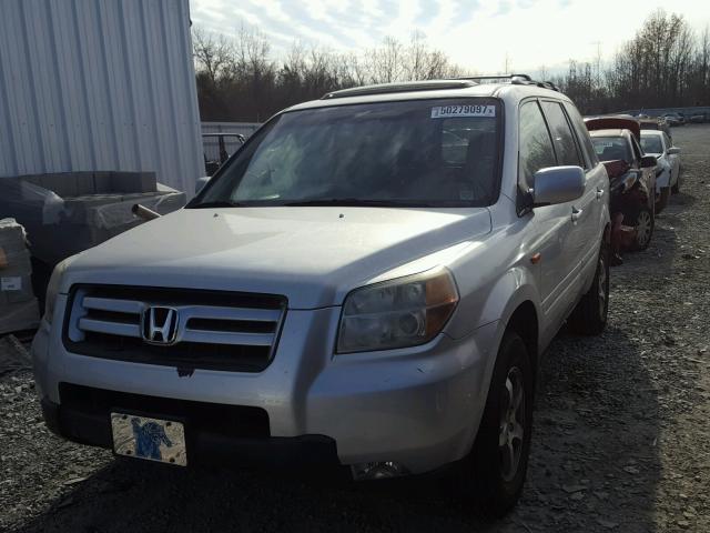 5FNYF18676B002046 - 2006 HONDA PILOT EX SILVER photo 2