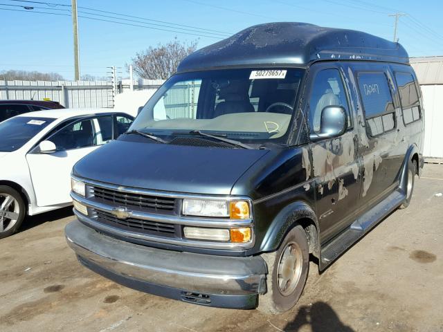 1GBFG15R9Y1207502 - 2000 CHEVROLET EXPRESS G1 GREEN photo 2