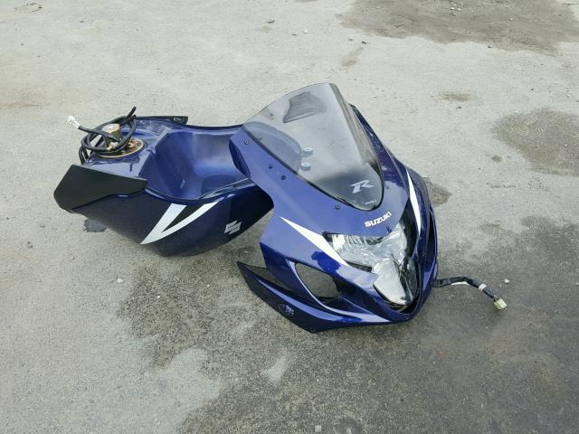 JS1GN7CAX42102889 - 2004 SUZUKI GSX-R600 K BLUE photo 9