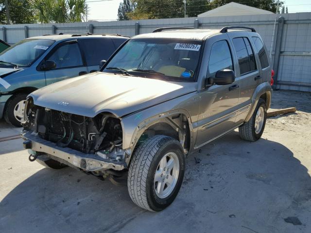 1J4GL58K94W299770 - 2004 JEEP LIBERTY LI GOLD photo 2