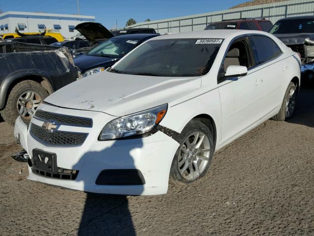 1G11C5SA2DF258935 - 2013 CHEVROLET MALIBU 1LT WHITE photo 2