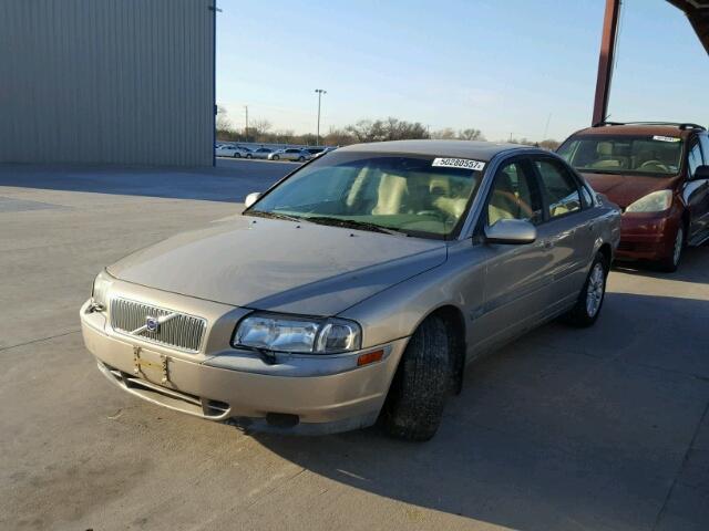 YV1TS94D711180172 - 2001 VOLVO S80 GRAY photo 2