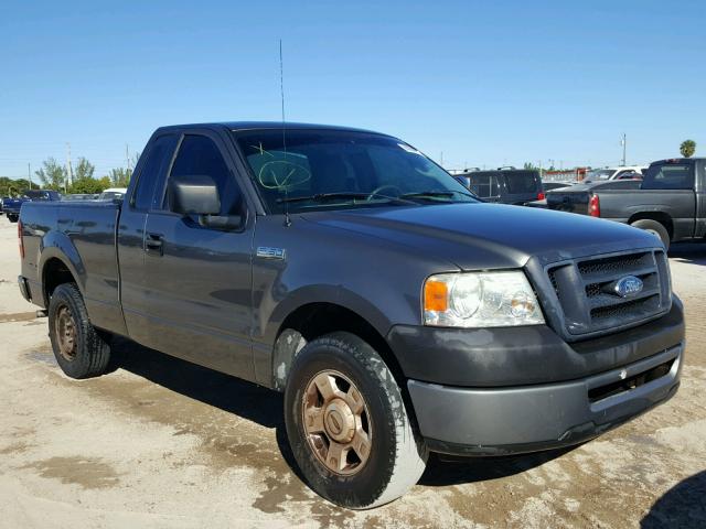 1FTRF12286NA96689 - 2006 FORD F150 GRAY photo 1