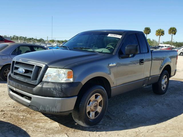 1FTRF12286NA96689 - 2006 FORD F150 GRAY photo 2