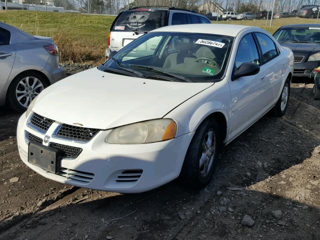 1B3EL46X04N155960 - 2004 DODGE STRATUS SX WHITE photo 2