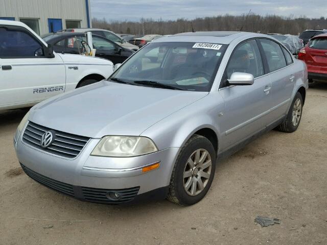 WVWPD63B42P356139 - 2002 VOLKSWAGEN PASSAT GLS SILVER photo 2