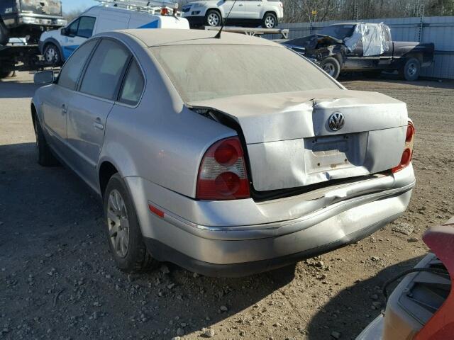 WVWPD63B42P356139 - 2002 VOLKSWAGEN PASSAT GLS SILVER photo 3