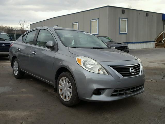 3N1CN7AP1CL847641 - 2012 NISSAN VERSA S GRAY photo 1