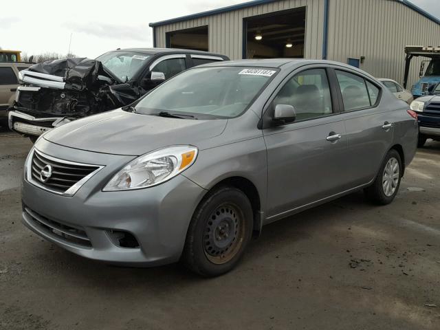 3N1CN7AP1CL847641 - 2012 NISSAN VERSA S GRAY photo 2