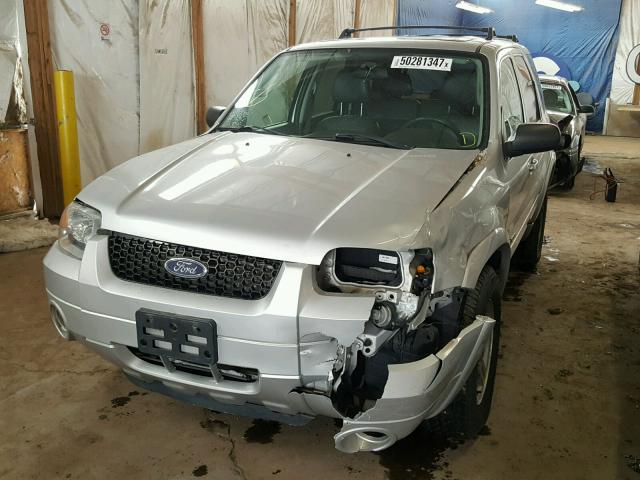 1FMCU96H96KA69636 - 2006 FORD ESCAPE HEV SILVER photo 2