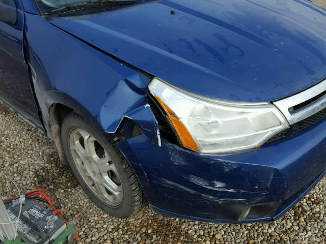 1FAHP35N08W129844 - 2008 FORD FOCUS SE BLUE photo 9