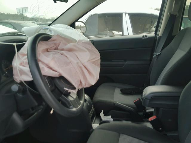 1C4NJCBA5ED743019 - 2014 JEEP COMPASS SP თეთრი ფოტო 5