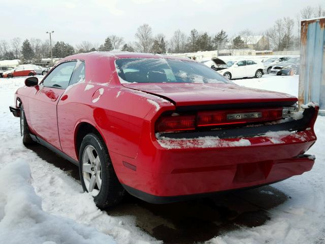 2B3CJ4DV6AH171373 - 2010 DODGE CHALLENGER RED photo 3