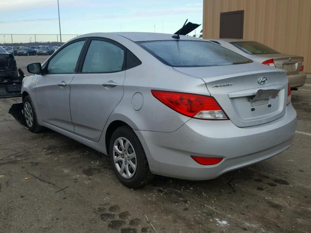 KMHCT4AE4DU501134 - 2013 HYUNDAI ACCENT GLS SILVER photo 3