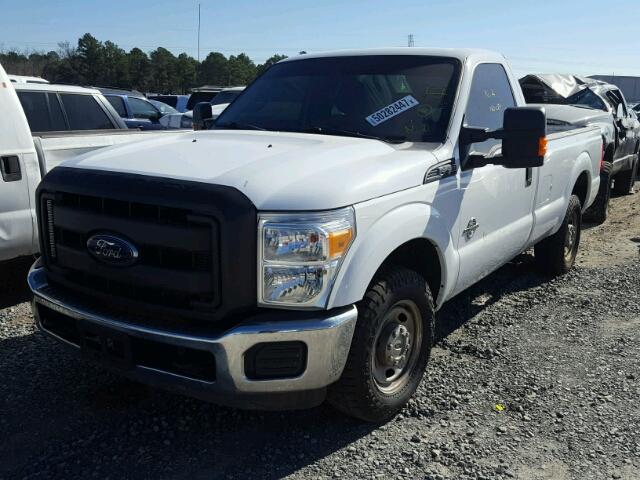 1FTBF2AT9FEA86352 - 2015 FORD F250 SUPER WHITE photo 2