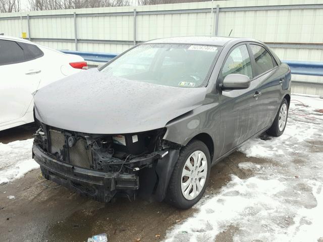 KNAFU4A25D5737710 - 2013 KIA FORTE EX GRAY photo 2