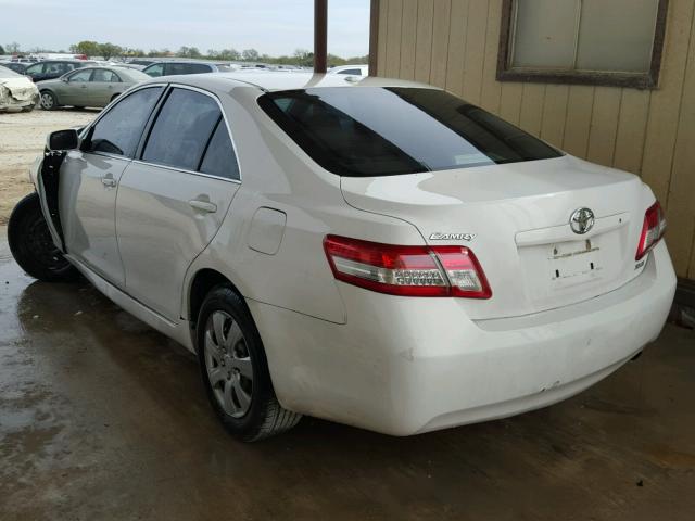 4T1BF3EK4AU567241 - 2010 TOYOTA CAMRY BASE WHITE photo 3