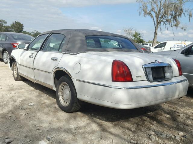 1LNHM81WXYY935088 - 2000 LINCOLN TOWN CAR E WHITE photo 3