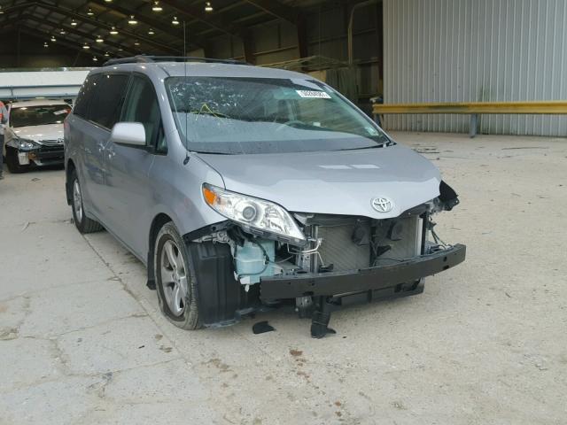 5TDKK3DC5ES477522 - 2014 TOYOTA SIENNA LE SILVER photo 1