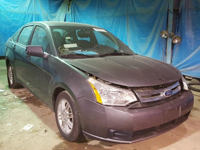 1FAHP3FN4AW277600 - 2010 FORD FOCUS SE GRAY photo 1