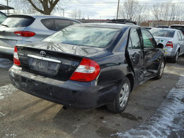 4T1BE32K34U371500 - 2004 TOYOTA CAMRY LE შავი ფოტო 4