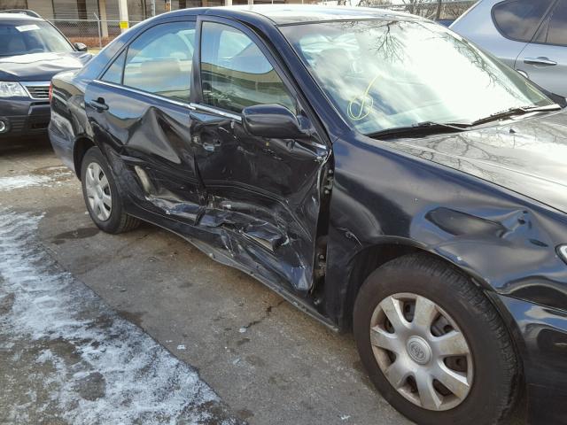 4T1BE32K34U371500 - 2004 TOYOTA CAMRY LE შავი ფოტო 9