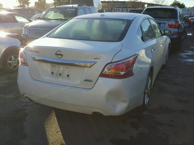 1N4AL3AP7DN477581 - 2013 NISSAN ALTIMA 2.5 WHITE photo 4