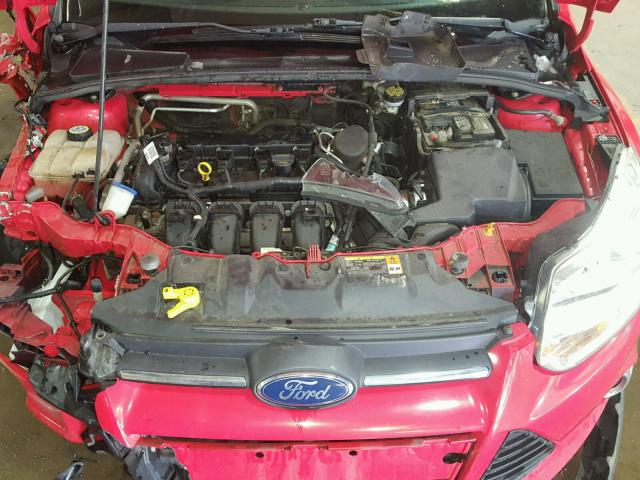 1FAHP3K27CL140733 - 2012 FORD FOCUS SE RED photo 7