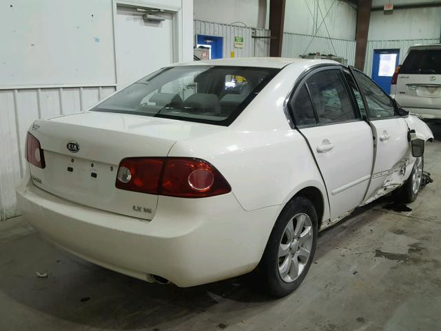 KNAGE124665030232 - 2006 KIA OPTIMA LX WHITE photo 4