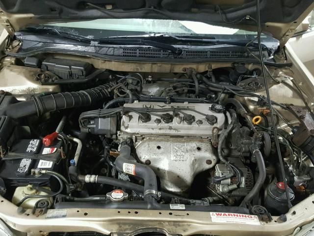 1HGCG5646YA144756 - 2000 HONDA ACCORD LX TAN photo 7