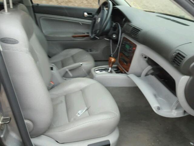 WVWTH63B92P452481 - 2002 VOLKSWAGEN PASSAT GLX 黑色 照片 5