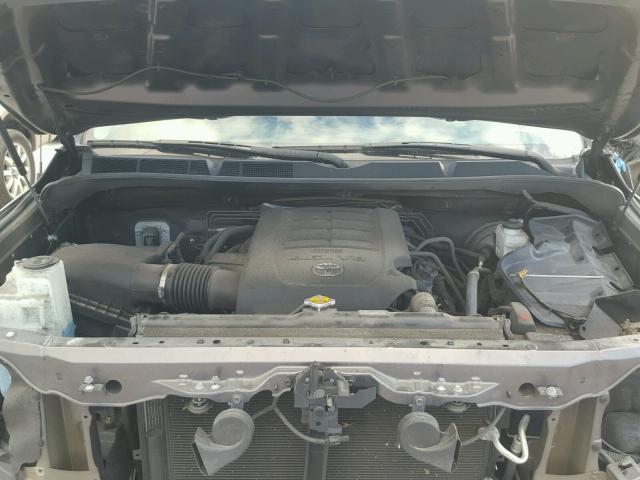 5TFRM5F1XFX082893 - 2015 TOYOTA TUNDRA DOU GRAY photo 7