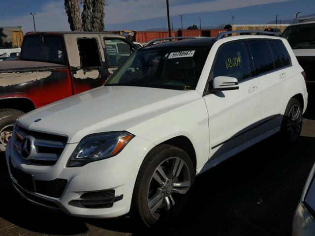 WDCGG5HB1DG043962 - 2013 MERCEDES-BENZ GLK 350 WHITE photo 2