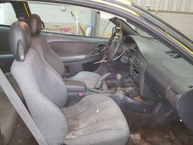 1G1JC12F337158906 - 2003 CHEVROLET CAVALIER YELLOW photo 5