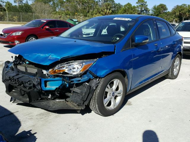 1FADP3F21EL121722 - 2014 FORD FOCUS SE BLUE photo 2