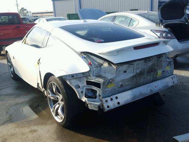 JN1AZ44E29M402618 - 2009 NISSAN 370Z WHITE photo 3