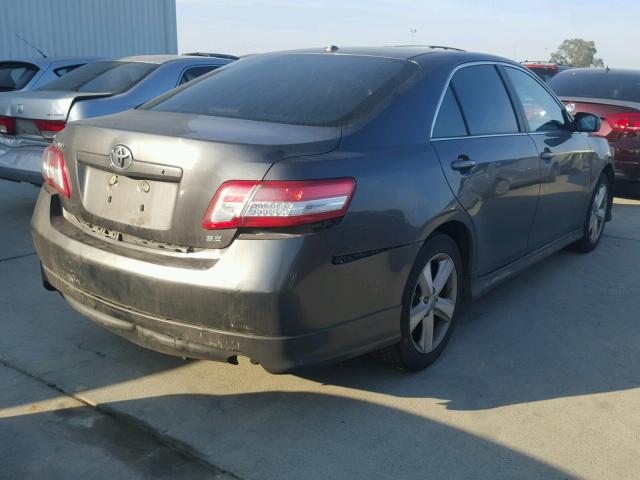 4T1BF3EK3AU038623 - 2010 TOYOTA CAMRY BASE GRAY photo 4