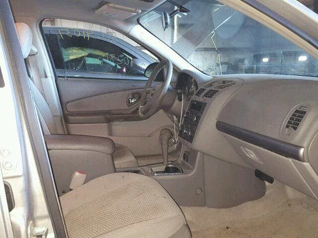 1G1ZS57F67F274179 - 2007 CHEVROLET MALIBU LS SILVER photo 5