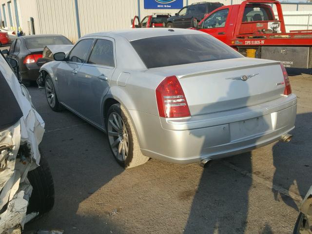 2C3LA73W07H635068 - 2007 CHRYSLER 300C SRT-8 SILVER photo 3