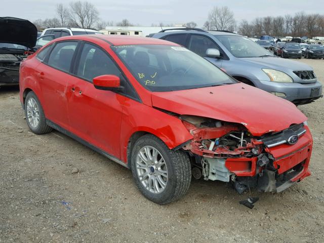 1FAHP3F25CL396895 - 2012 FORD FOCUS SE RED photo 1