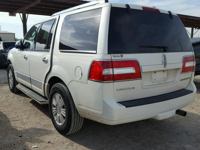 5LMFU27547LJ03046 - 2007 LINCOLN NAVIGATOR WHITE photo 3